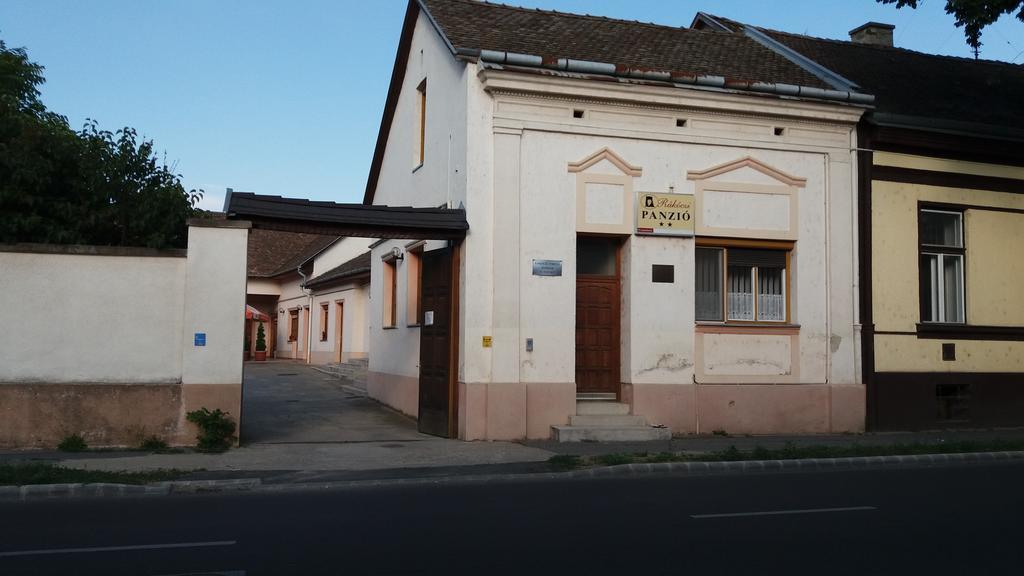 Rakoczi Panzio Hotell Debrecen Exteriör bild