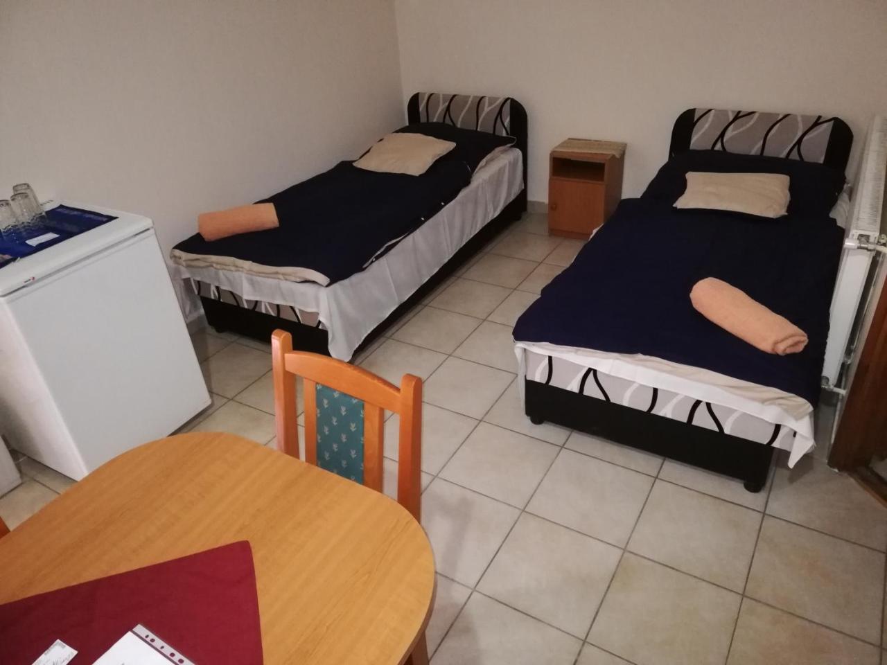 Rakoczi Panzio Hotell Debrecen Exteriör bild