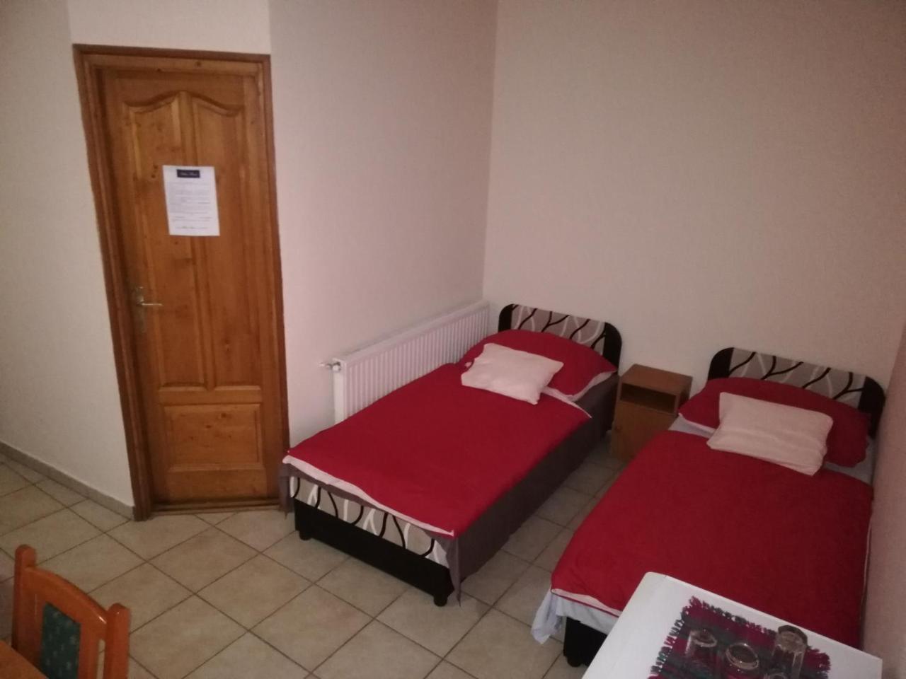 Rakoczi Panzio Hotell Debrecen Exteriör bild